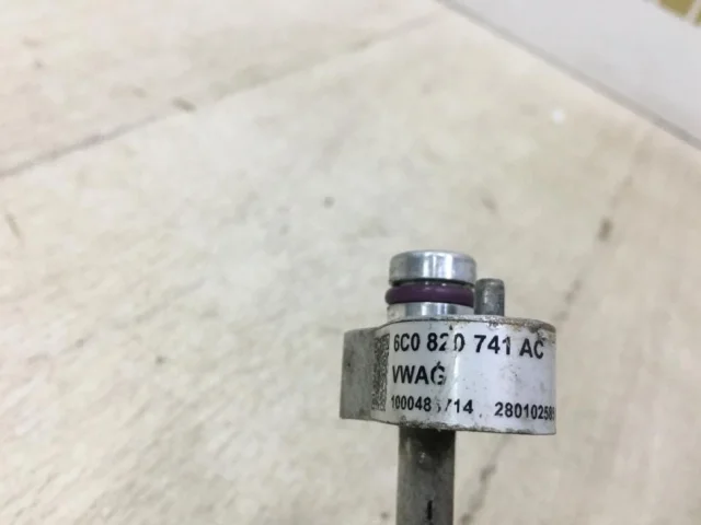 Трубка кондиционера для Skoda Rapid II 2020+ на фотографиях