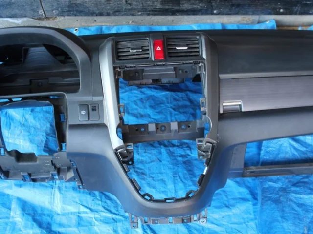 Подушка безопасности пассажира для Honda CR-V RE 2006-2009 на фотографиях