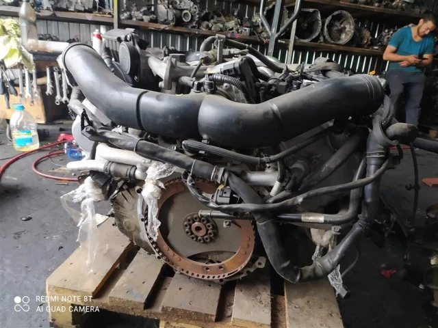 Двигатель для Volkswagen Touareg I (7L) 2002-2010 на фотографиях