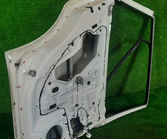 Дверь задняя левая для Subaru Legacy Универсал BR/B14 2009-2015 на фотографиях