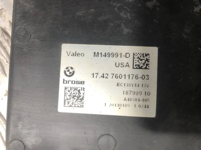 Диффузор вентилятора для BMW X3 F25 2010-2017 на фотографиях