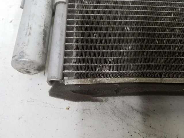 Кассета радиаторов для Hyundai Solaris 2 (2017-2022) на фотографиях