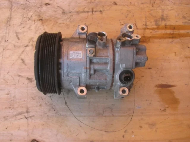 Компрессор кондиционера для Toyota RAV4 XA20 2000-2005 на фотографиях