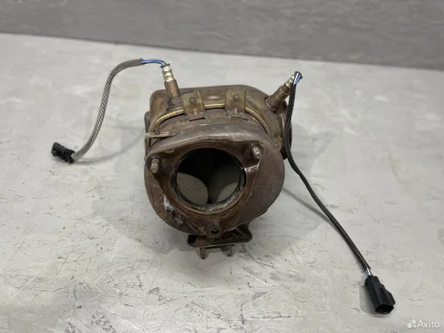 Катализатор для Volvo XC90 II L 2014-2019 на фотографиях