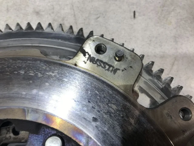 Маховик для Nissan Primera P12 Седан 2002-2008 на фотографиях