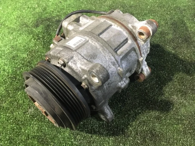 Компрессор кондиционера для BMW X3 F25 2010-2017 на фотографиях