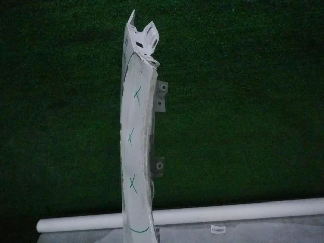 Крыло правое для Skoda Rapid I rest NH3 2017-2020 на фотографиях