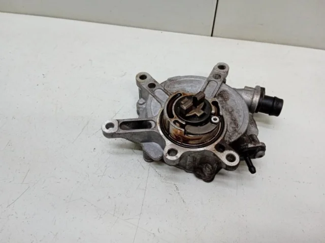 Вакуумный усилитель тормозов для Mercedes-Benz E class W212 2009-2015 на фотографиях