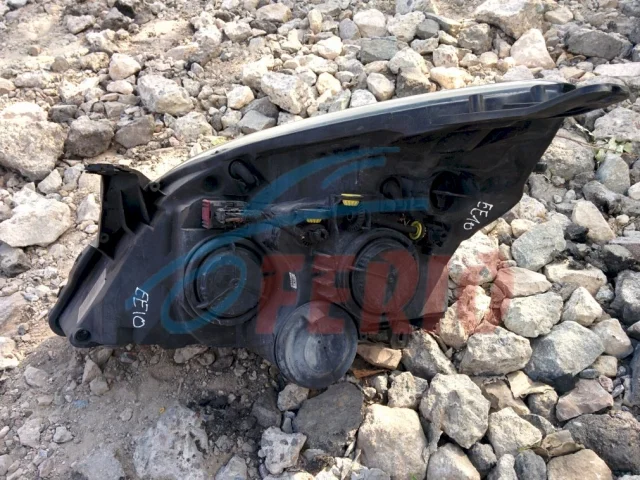 Фары для Opel Vectra C 2002-2008 на фотографиях