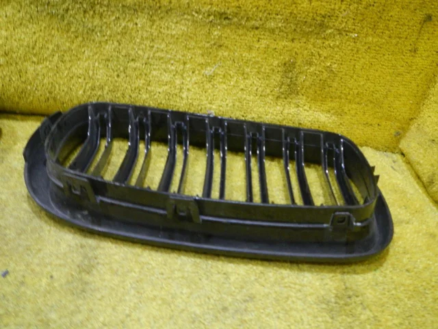 Решетка радиатора левая для BMW X6 Ф16 F16 2014-2019 на фотографиях