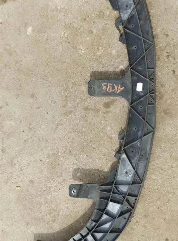 Усилитель переднего бампера для Opel Insignia Седан A 2008-2017 на фотографиях