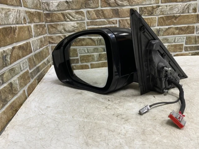 Стекла и зеркала для Land Rover Range Rover L405 2012-2017 на фотографиях