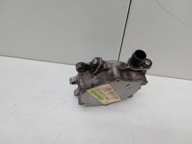 Вакуумный усилитель тормозов для Mercedes-Benz E class W212 2009-2015 на фотографиях