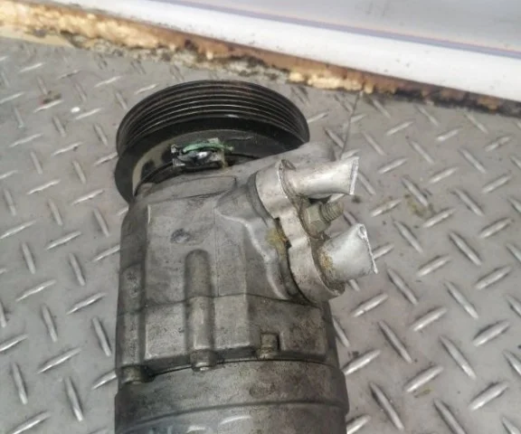 Компрессор кондиционера для Opel Antara 2006-2017 на фотографиях