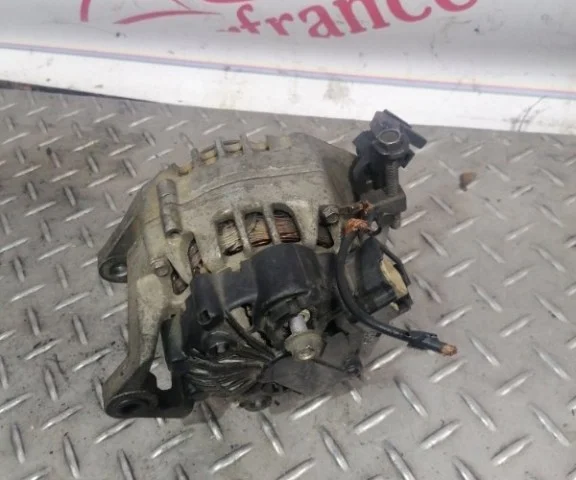 Генератор для Nissan Primera P10 Седан 1990-1996 на фотографиях