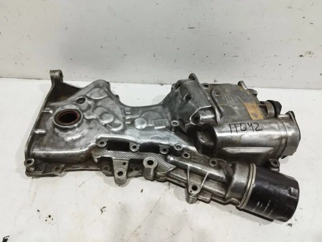 Передняя крышка двигателя для Volkswagen Polo V Седан (6R) 2009-2015 на фотографиях