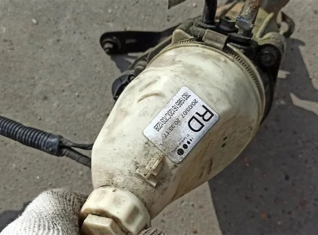 Насос ГУР для Opel Astra H Седан 2004-2014 на фотографиях