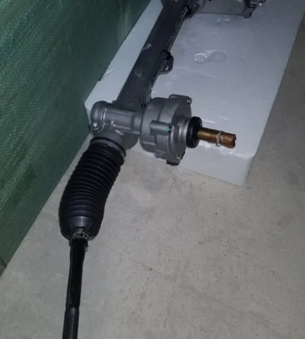 Рулевая рейка для Ford Explorer U502 2011-2016 на фотографиях