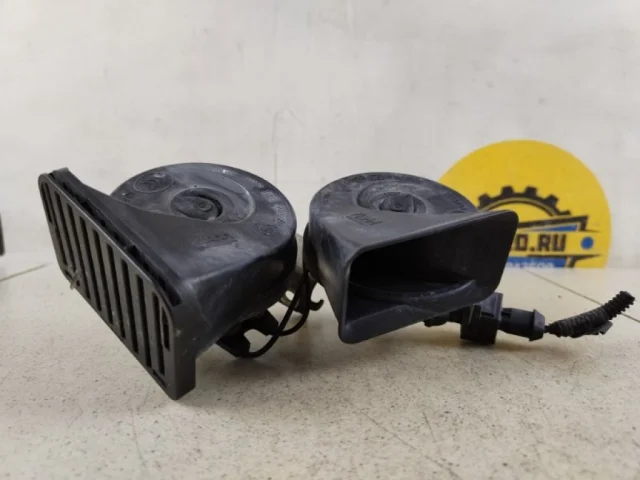 Звуковой сигнал для Volvo XC90 I C 2002-2014 на фотографиях