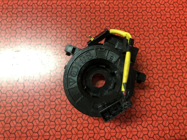 Подрулевой шлейф для Subaru Forester SJ 2013-2016 на фотографиях