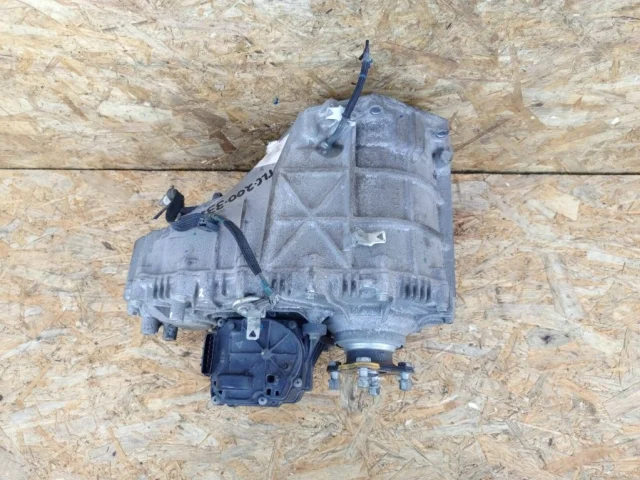 Раздатка для Lexus LX J200 2007-2015 на фотографиях