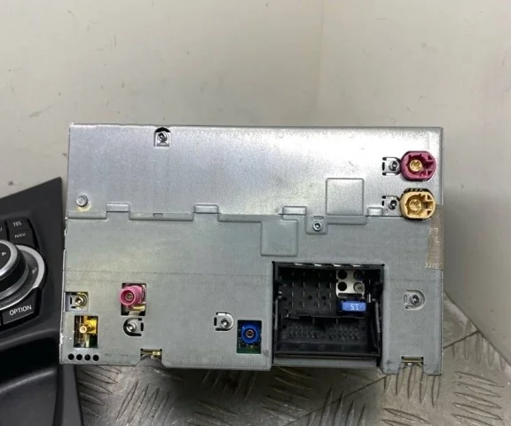 Магнитола для BMW 5er Е60 2003-2010 на фотографиях