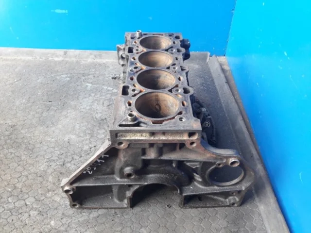 Блок цилиндров для Opel Zafira B 2005-2015 на фотографиях