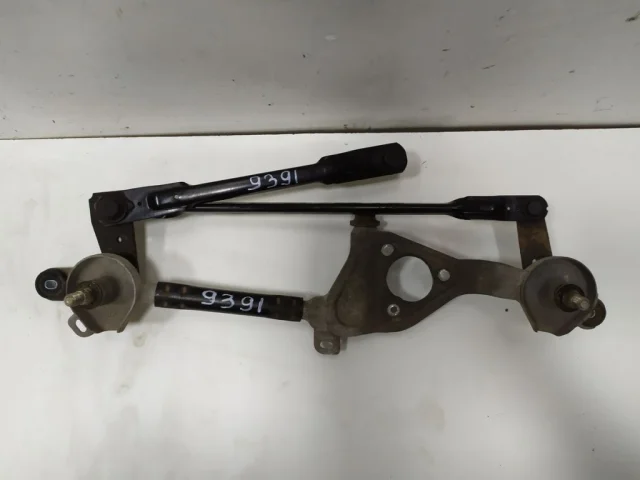 Трапеция стеклоочистителей для Hyundai Solaris 2 (2017-2022) на фотографиях