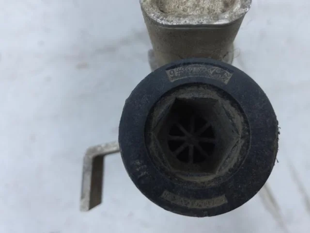 Радиатор кондиционера для Hyundai Solaris 1 RB (2011-2013) на фотографиях