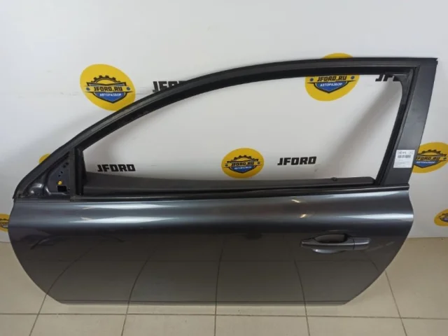 Дверь передняя левая для Volvo C30 MK 2006-2013 на фотографиях