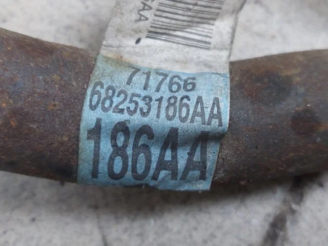 Стабилизатор поперечной устойчивости задний для Jeep Grand Cherokee 4 WK2 rest 2013-2018 на фотографиях