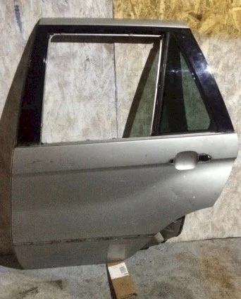 Дверь задняя левая для BMW X5 Е53 1999-2006 на фотографиях