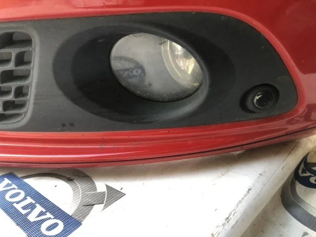 Противотуманка (ПТФ) передняя левая для Volvo XC70 BZ 2007-2016 на фотографиях