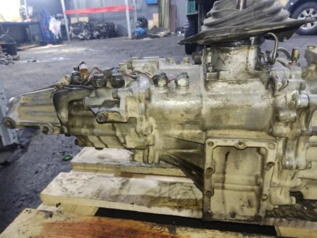 Раздатка для Mitsubishi Pajero Sport KH0 2008-2013 на фотографиях