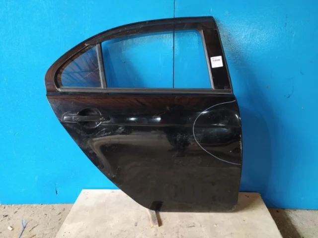 Дверь задняя правая для Mitsubishi Lancer 9 Седан CS 2003-2010 на фотографиях