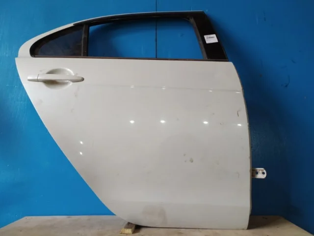 Дверь задняя правая для Mitsubishi Lancer 9 Седан CS 2003-2010 на фотографиях