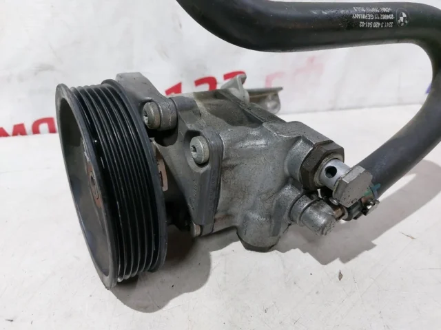 Насос ГУР для BMW X3 Е83 2003-2010 на фотографиях