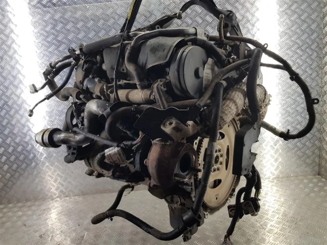 Двигатель без навесного для Land Rover Discovery L319 2004-2009 на фотографиях