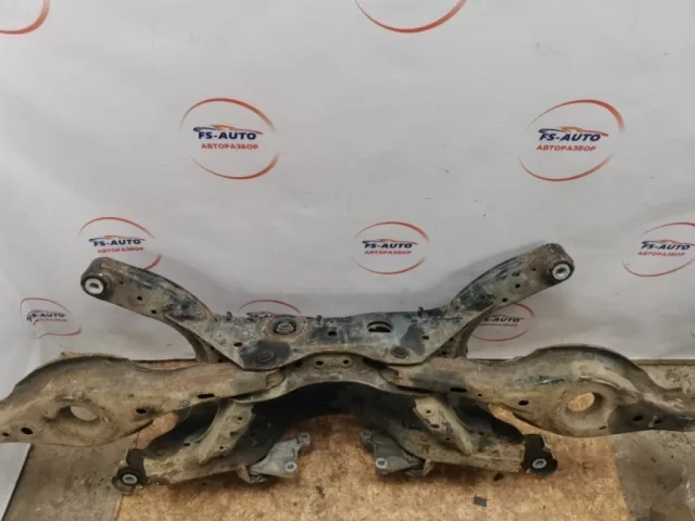 Задний подрамник для Mazda CX 5 KE 2011-2017 на фотографиях