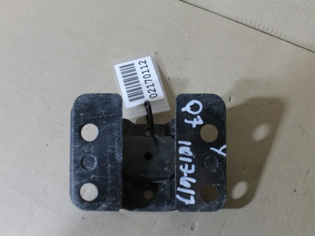 Усилитель заднего бампера для Audi Q7 4L 2005-2015 на фотографиях