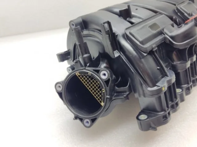 Впускной коллектор для Toyota RAV4 XA50 2019+ на фотографиях