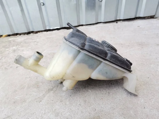 Расширительный бачок радиатора для Mercedes-Benz GL class X164 2006-2012 на фотографиях