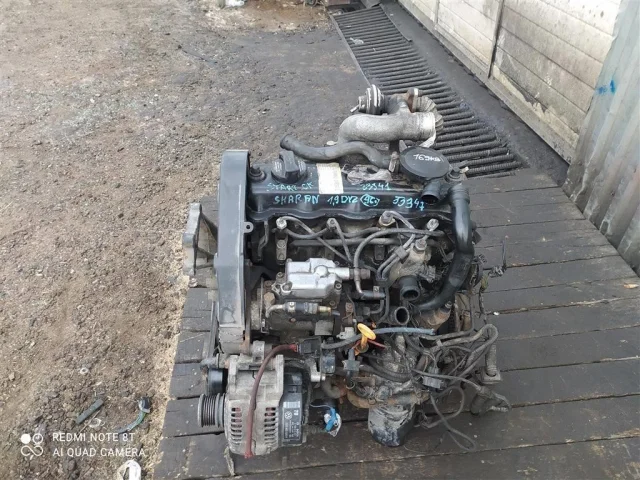 Двигатель без навесного для Volkswagen Passat (B4, Typ 3A) 1993-1997 на фотографиях