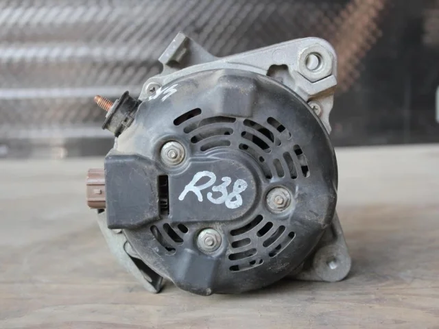 Генератор для Toyota RAV4 XA30 2005-2012 на фотографиях