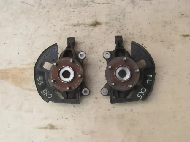 Кулак поворотный правый для Mazda CX 5 KF 2017 на фотографиях