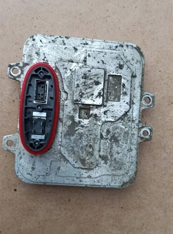 Блок розжига ксенона для Opel Insignia Седан A 2008-2017 на фотографиях