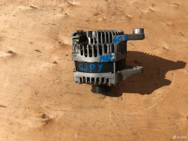 Генератор для Mazda CX 5 KE 2011-2017 на фотографиях