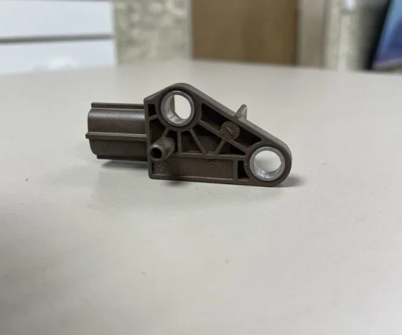 Датчик лобового удара для Audi Q7 4L 2005-2015 на фотографиях