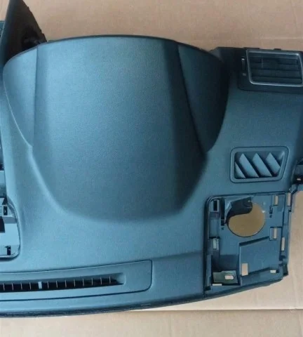 Подушка безопасности пассажира для Subaru Forester SJ 2013-2016 на фотографиях