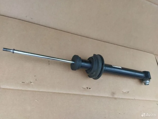 Амортизаторы задние (комплект) для BMW 5er G30 2016-2023 на фотографиях